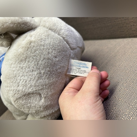 15" Disneyland Pocahontas PERCY Dog Plush Stuffed MOUSEKETOYS Collar Bell Grey - Picture 2 of 4